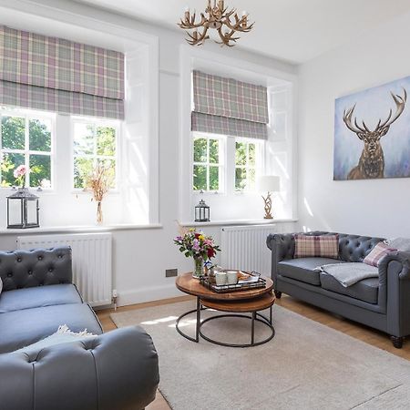Laundry Cottage: Drumlanrig Castle ธอร์นฮิลล์ ภายนอก รูปภาพ