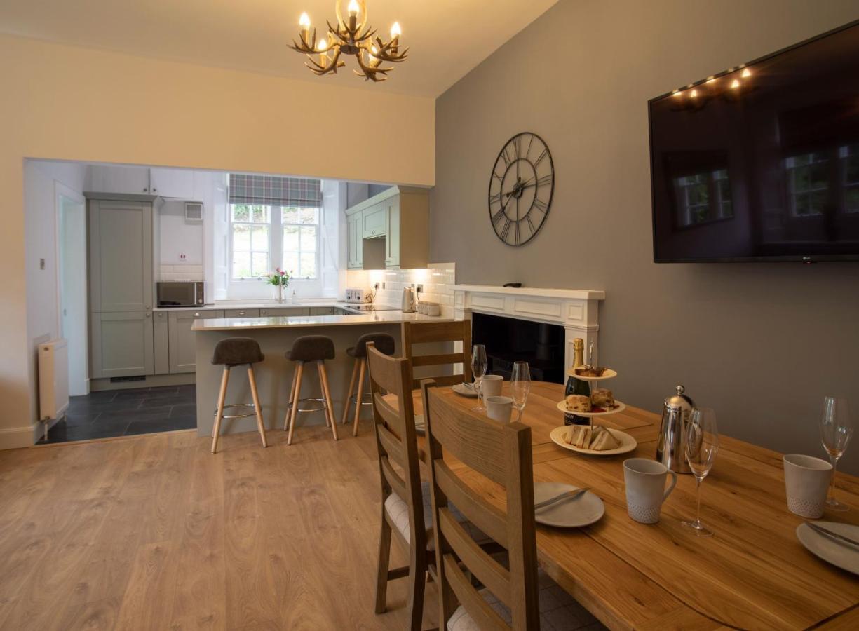 Laundry Cottage: Drumlanrig Castle ธอร์นฮิลล์ ภายนอก รูปภาพ