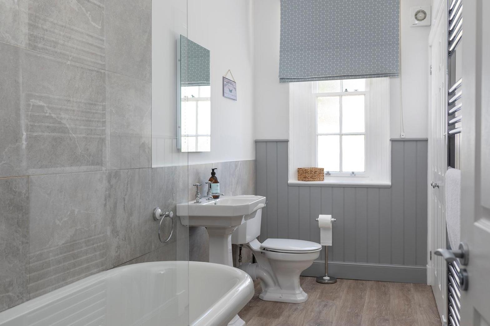Laundry Cottage: Drumlanrig Castle ธอร์นฮิลล์ ภายนอก รูปภาพ